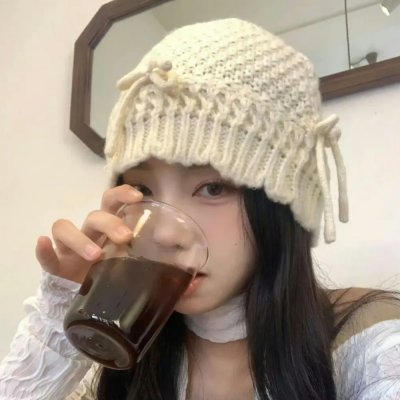 白面包车里的人